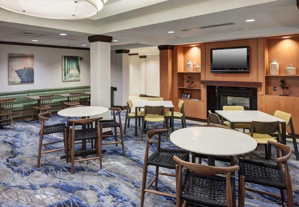 Fairfield Inn & Suites Wilmington Wrightsville Beach Exteriör bild